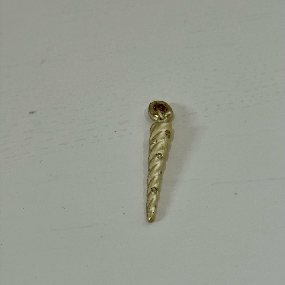 Kendra Scott Gold Twisted Pendant with Gemstone